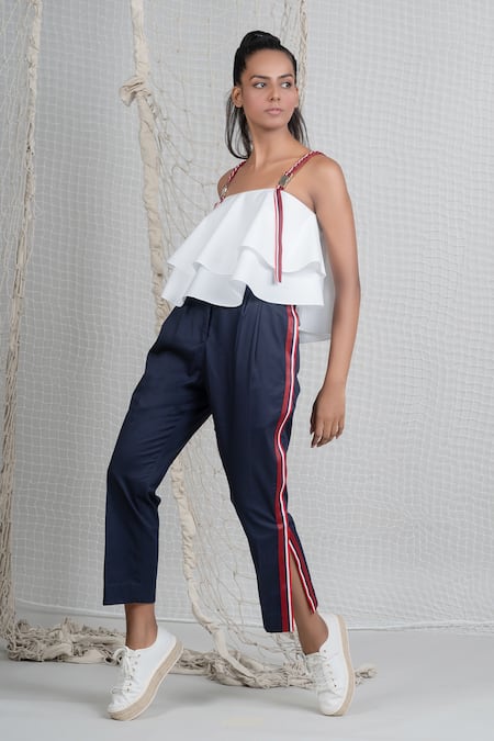 Buy_Chillosophy_White Poplin Square Neck Tiered Top _Online_at_Aza_Fashions