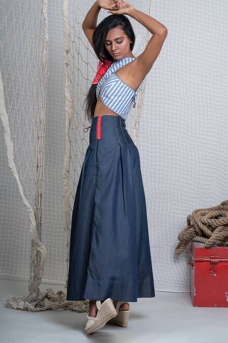 Buy_Chillosophy_Blue Poplin V Neck Striped Crop Top _Online_at_Aza_Fashions