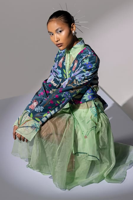 Limerick By Abirr N' Nanki Blue Crepe V Neck Printed Jacket Online at Aza Fashions Limerick By Abirr N' Nanki_Blue Crepe V Neck Printed Jacket _Online_at_Aza_Fashions