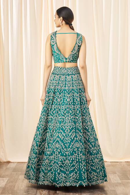 Shop Mrunalini Rao Green Satin Organza V Neck Bridal Lehenga Set at Aza Fashions Shop_Mrunalini Rao_Green Satin Organza V Neck Bridal Lehenga Set_at_Aza_Fashions