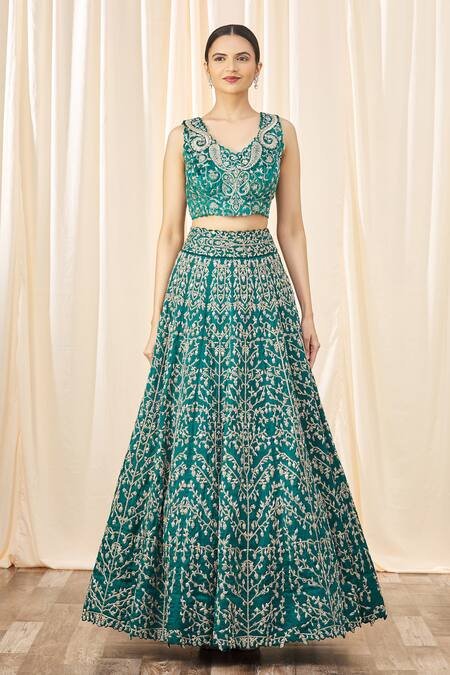 Mrunalini Rao Green Satin Organza V Neck Bridal Lehenga Set Online at Aza Fashions Mrunalini Rao_Green Satin Organza V Neck Bridal Lehenga Set_Online_at_Aza_Fashions