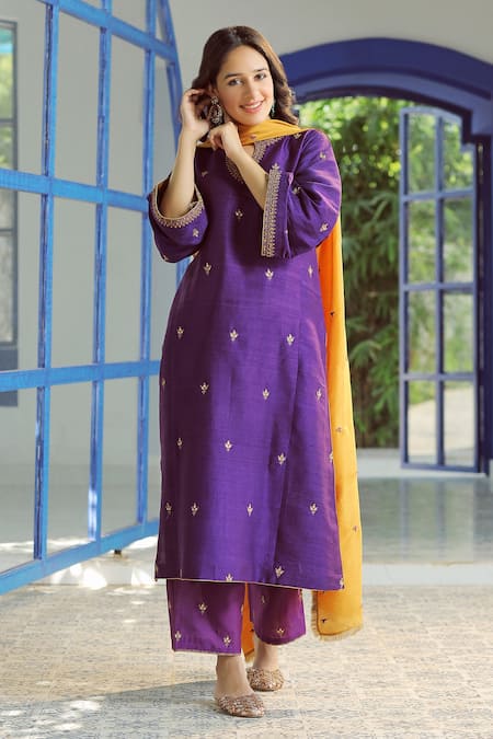 Buy Purple Kurta Raw Silk Embroidery V Neck Set For Women by Pairaahan  Online at Aza Fashions.