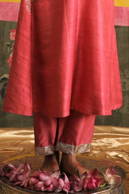 Shop Vrinda By Pundrik Dubey Pink Raw , Satin , Chanderi Notched Sandli Gulabi Anarkali Set Online at Aza Fashions Shop_Vrinda By Pundrik Dubey_Pink Raw , Satin , Chanderi Notched Sandli Gulabi Anarkali Set_Online_at_Aza_Fashions