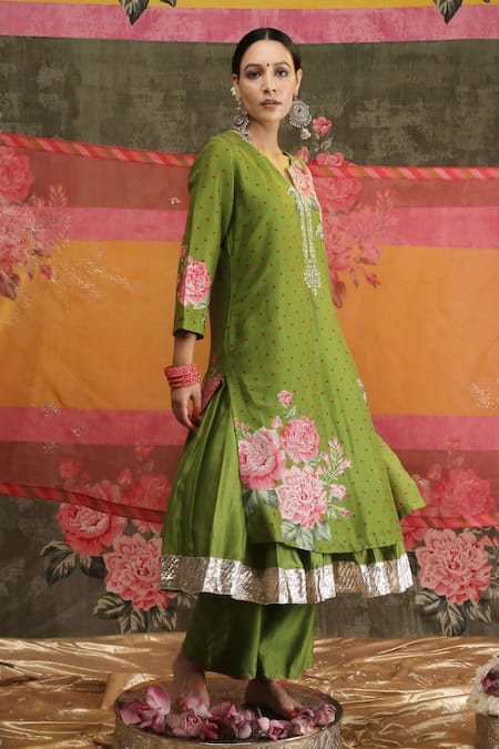 Vrinda By Pundrik Dubey Green Chanderi , Organza Round Sandli Hariyali Anarkali Set Online at Aza Fashions Vrinda By Pundrik Dubey_Green Chanderi , Organza Round Sandli Hariyali Anarkali Set_Online_at_Aza_Fashions