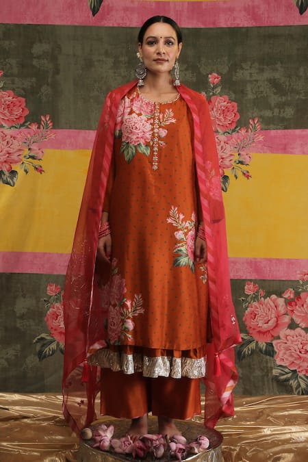 Vrinda by Pundrik Dubey Orange Organza Silk Embroidery Round Sandli Sham-e-khas Anarkali Set 