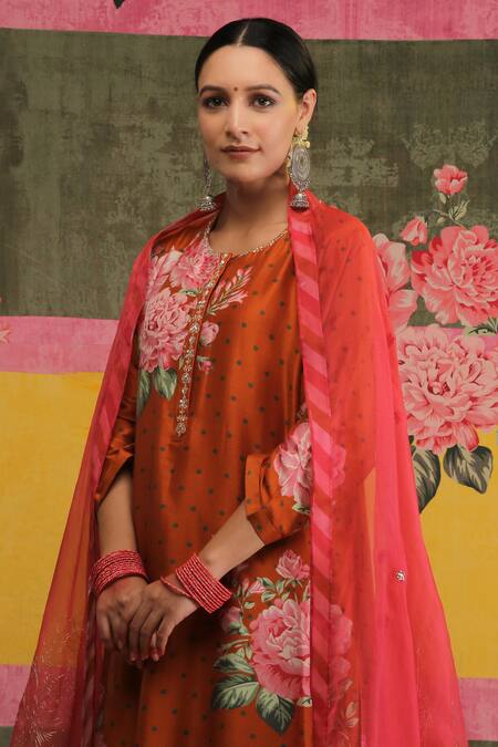 Vrinda By Pundrik Dubey Orange Chanderi , Organza Round Sandli Sham-e-khas Anarkali Set Online at Aza Fashions Vrinda By Pundrik Dubey_Orange Chanderi , Organza Round Sandli Sham-e-khas Anarkali Set_Online_at_Aza_Fashions