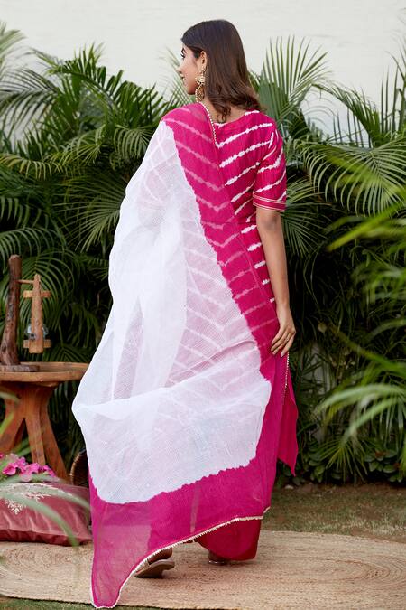 Ruchira Nangalia Chanderi Leheriya Print Kurta Set 