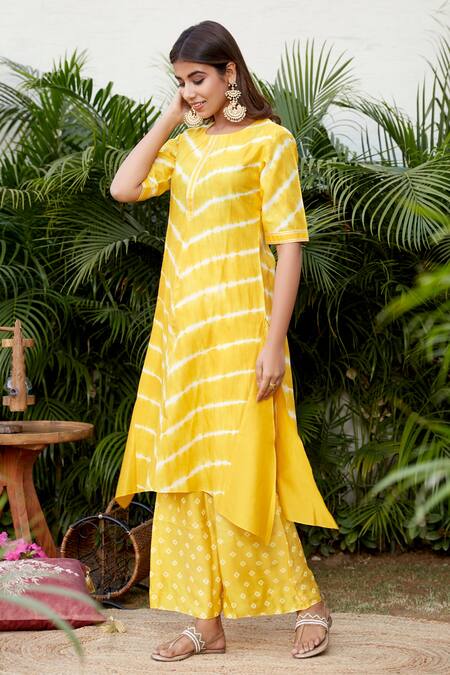 Buy_Ruchira Nangalia_Yellow Chanderi, Modal Round Leheriya Print Kurta And Pant Set _Online_at_Aza_Fashions