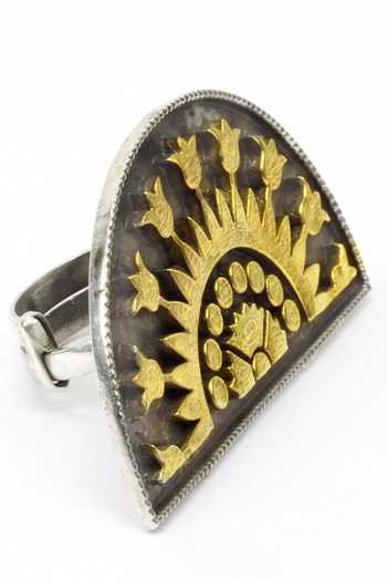 Buy_Sangeeta Boochra_Silver Plated Cut Work Handcrafted Ring _Online_at_Aza_Fashions