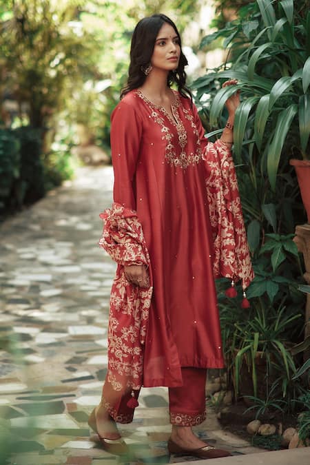 Shop House Of Pink Red Bottom Cotton Satin, Kurta And Dupatta Chanderi Notched Set at Aza Fashions Shop_House Of Pink_Red Bottom Cotton Satin, Kurta And Dupatta Chanderi Notched Set _at_Aza_Fashions