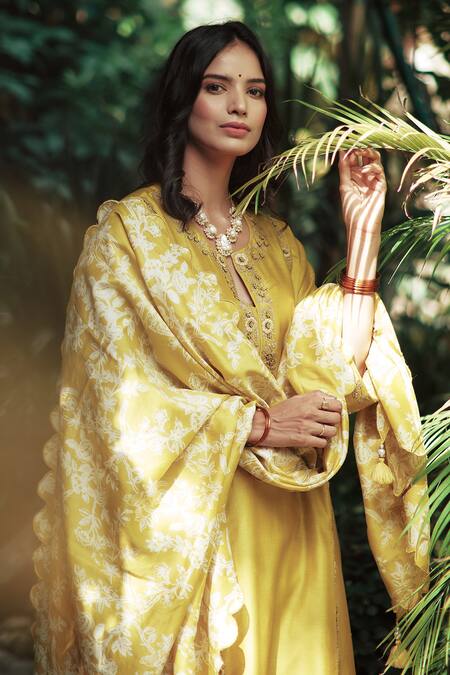 Shop House Of Pink Yellow Bottom Cotton Satin, Kurta And Dupatta Chanderi Notched Set Online at Aza Fashions Shop_House Of Pink_Yellow Bottom Cotton Satin, Kurta And Dupatta Chanderi Notched Set _Online_at_Aza_Fashions