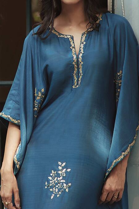 House Of Pink Blue Cotton Silk Notched Embroidered Kaftan at Aza Fashions House Of Pink_Blue Cotton Silk Notched Embroidered Kaftan_at_Aza_Fashions