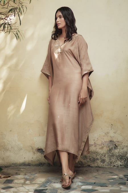 House Of Pink Beige Cotton Silk Notched Embroidered Kaftan Online at Aza Fashions House Of Pink_Beige Cotton Silk Notched Embroidered Kaftan _Online_at_Aza_Fashions