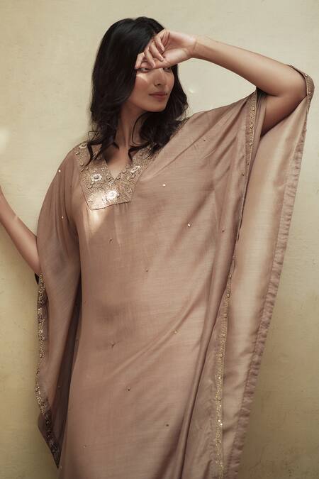 Buy House Of Pink Beige Cotton Silk Notched Embroidered Kaftan Online at Aza Fashions Buy_House Of Pink_Beige Cotton Silk Notched Embroidered Kaftan _Online_at_Aza_Fashions