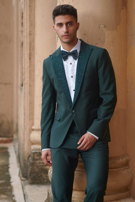 Rachit Khanna Green Suiting Notched Lapel Tuxedo And Pant Set Online at Aza Fashions Rachit Khanna_Green Suiting Notched Lapel Tuxedo And Pant Set _Online_at_Aza_Fashions