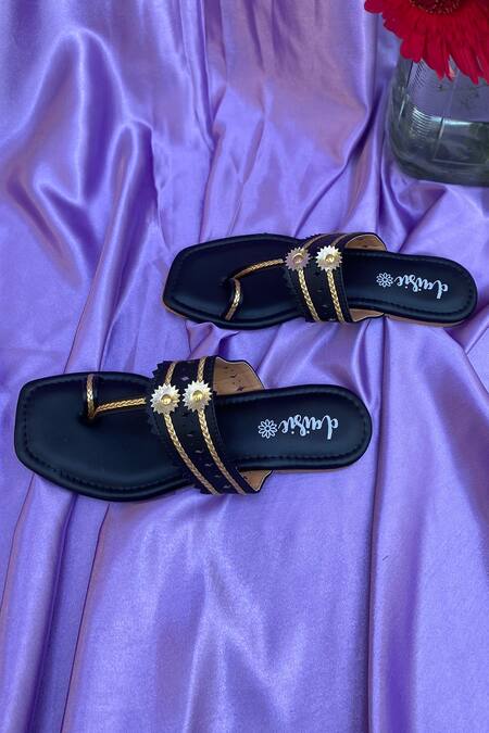 Daisie_Black Embellished Kolhapuri Flats_at_Aza_Fashions
