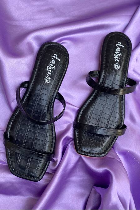 Buy_Daisie_Black Textured Strappy Flats_Online_at_Aza_Fashions