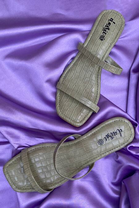 Daisie Green Textured Strappy Flats Online at Aza Fashions Daisie_Green Textured Strappy Flats_Online_at_Aza_Fashions