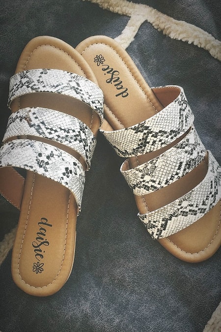 Daisie Animal Print Flats 