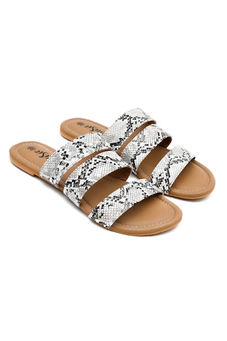 Buy_Daisie_White Animal Print Flats_Online_at_Aza_Fashions