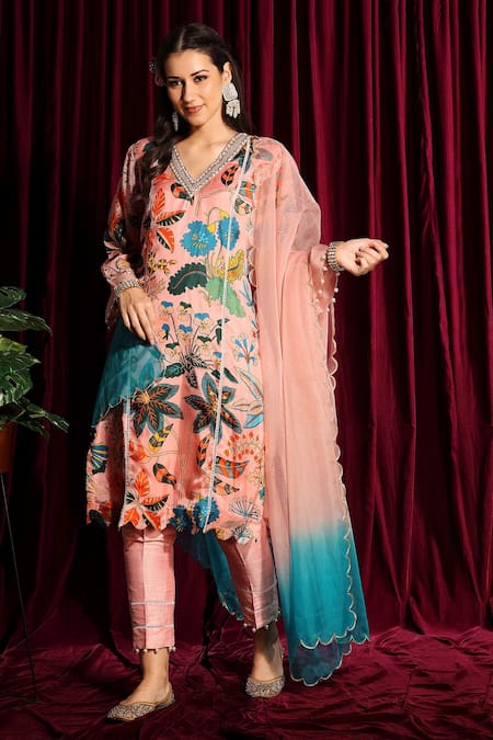 Aayushi Maniar Peach Dupatta Organza, Pant Cotton Silk, Tunic Habutai Floral Motif Kurta Set