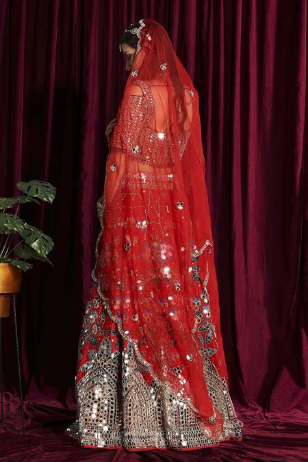 Buy_Aayushi Maniar_Red Dupatta Organza, Lehenga And Blouse Raw Silk Mirror Embroidered Bridal Set _Online_at_Aza_Fashions