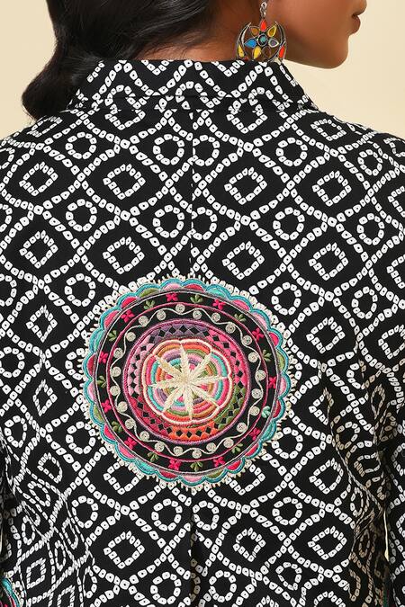 Buy_NUHH_Black 100% Cotton V Neck Bandhani Printed Kurta And Pant Set _Online_at_Aza_Fashions