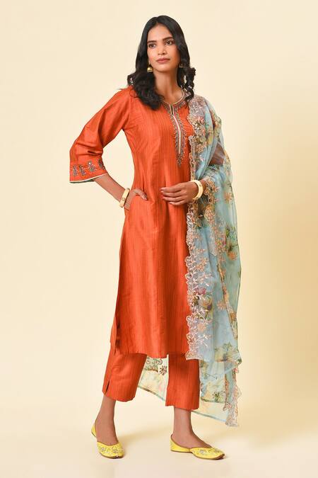 NUHH_Orange Organza, Art Silk Notched Straight Kurta Set With Printed Dupatta _Online_at_Aza_Fashions