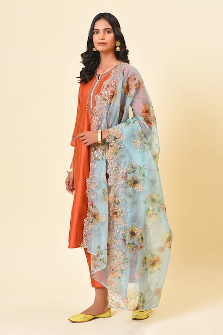 Buy_NUHH_Orange Organza, Art Silk Notched Straight Kurta Set With Printed Dupatta _Online_at_Aza_Fashions