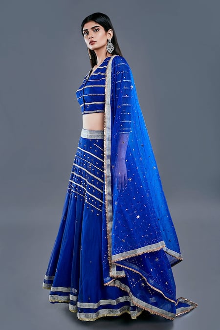 Divya Kanakia_Blue Organza V Neck Mukaish Embroidered Lehenga Set _Online_at_Aza_Fashions