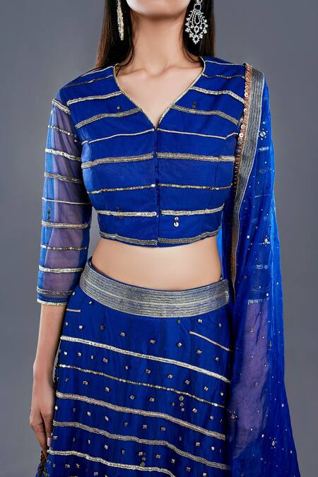 Buy_Divya Kanakia_Blue Organza V Neck Mukaish Embroidered Lehenga Set _Online_at_Aza_Fashions