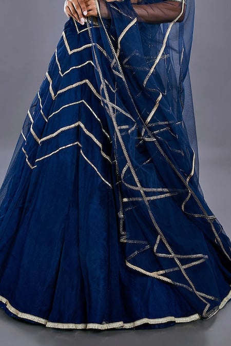 Divya Kanakia_Blue Net V Neck Gota Work Lehenga Set _at_Aza_Fashions