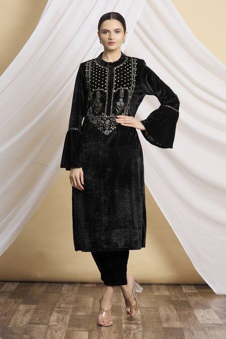 Buy Nazaakat By Samara Singh Black Velvet Embroidered Sequins Umbrella Sleeves Kurta And Pant Set at Aza Fashions Buy_Nazaakat By Samara Singh_Black Velvet Embroidered Sequins Umbrella Sleeves Kurta And Pant Set _at_Aza_Fashions