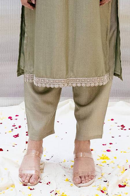 Shop_Mrunalini Rao_Green Ahimsa Silk Chandra Embroidered Kurta Set_Online_at_Aza_Fashions