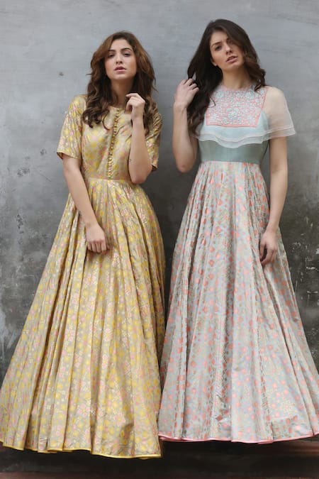 Buy_I Am Design_Green Silk Round Ikat Gown _Online_at_Aza_Fashions