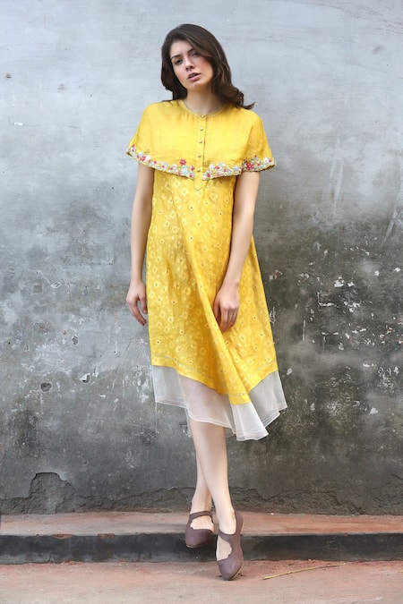 I am Design Yellow Linen Satin Round Cape Dress 