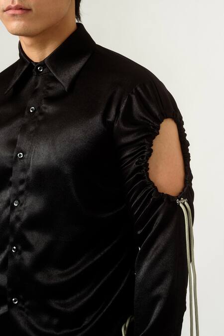 Siddhant Agrawal Black Velvet Satin Shirt at Aza Fashions Siddhant Agrawal_Black Velvet Satin Shirt _at_Aza_Fashions