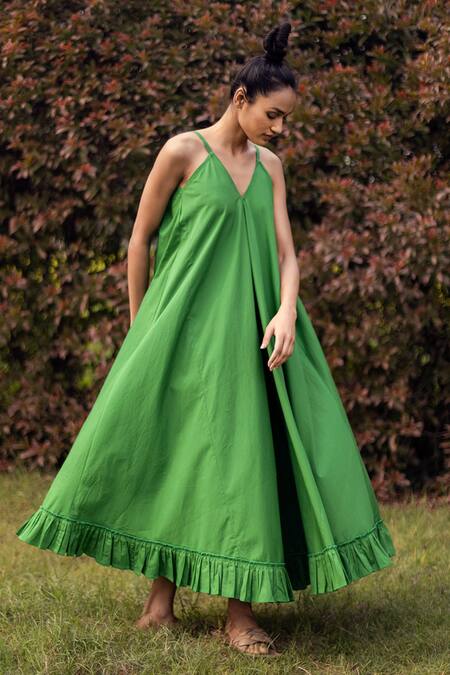 Kharakapas Green Cotton Poplin V Neck Leafy Meadows Dress Online at Aza Fashions Kharakapas_Green Cotton Poplin V Neck Leafy Meadows Dress _Online_at_Aza_Fashions