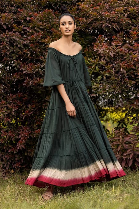 Kharakapas Green Cotton Mulmul Shibori One Shoulder The Hills Are Calling Dress 