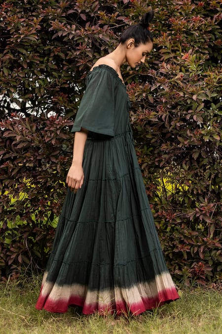 Kharakapas Green Cotton Mulmul Shibori One Shoulder The Hills Are Calling Dress Online at Aza Fashions Kharakapas_Green Cotton Mulmul Shibori One Shoulder The Hills Are Calling Dress _Online_at_Aza_Fashions