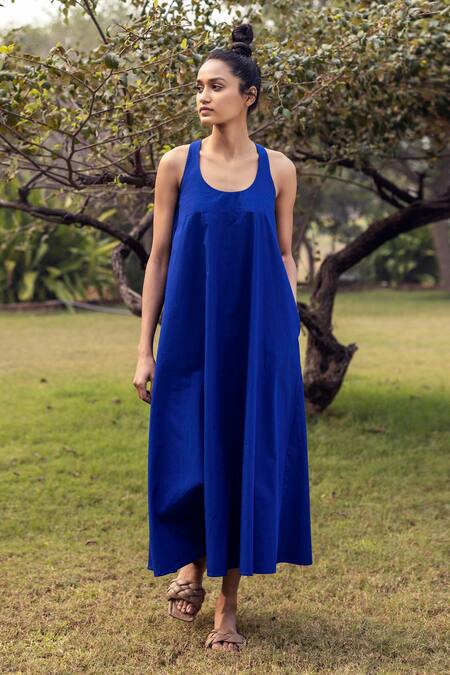 Buy Kharakapas Blue Poplin Round Ocean Tide Dress Online at Aza Fashions Buy_Kharakapas_Blue Poplin Round Ocean Tide Dress _Online_at_Aza_Fashions