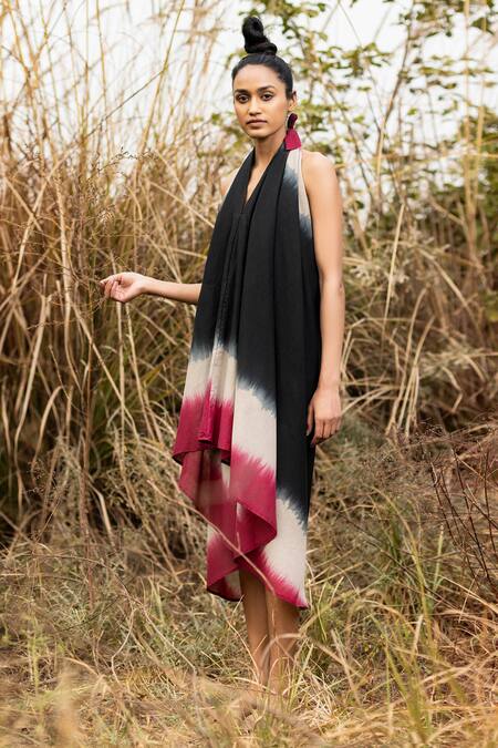 Buy Kharakapas Black Mulmul Shibori Halter Shadows In The Woods Dress Online at Aza Fashions Buy_Kharakapas_Black Mulmul Shibori Halter Shadows In The Woods Dress _Online_at_Aza_Fashions