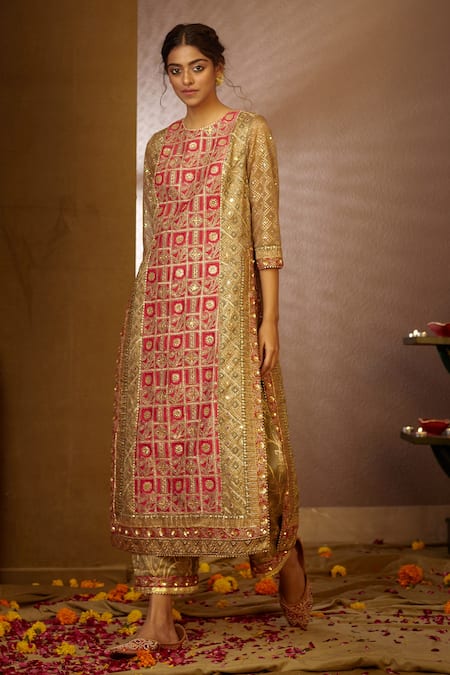 Buy_Moledro_Green Crepe, Modal Satin, Twill Silk Organza Purvi Embellished Kurta And Pant Set _Online_at_Aza_Fashions