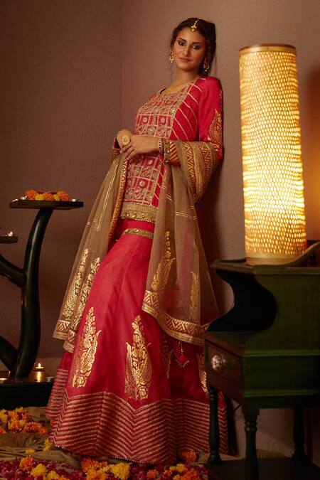 Moledro Pink Organza, Modal Satin, Lurex Dupatta Aaina Embroidered Sharara Set Online at Aza Fashions Moledro_Pink Organza, Modal Satin, Lurex Dupatta Aaina Embroidered Sharara Set _Online_at_Aza_Fashions