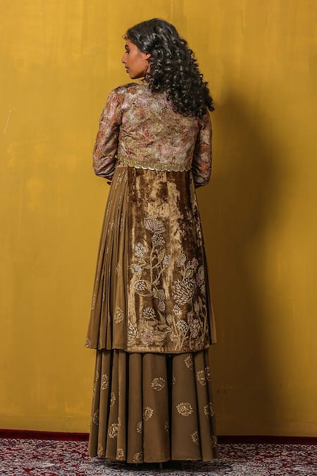 Shop Moledro Green Velvet And Georgette Foil Print & Thread Boat Jacket & Sharara Set at Aza Fashions Shop_Moledro_Green Velvet And Georgette Foil Print & Thread Boat Jacket & Sharara Set _at_Aza_Fashions