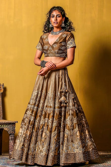Moledro_Green Chanderi And Kota Embroidery Thread V Neck Lehenga Set _Online_at_Aza_Fashions