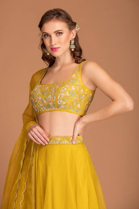 House Of Tushaom Yellow Raw And Organza Sequin, Thread & Cutdana Round Lehenga Set Online at Aza Fashions House Of Tushaom_Yellow Raw And Organza Sequin, Thread & Cutdana Round Lehenga Set _Online_at_Aza_Fashions