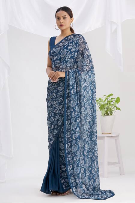 Neha Khullar_Blue Georgette Floral Motifs V Neck Printed Saree With Blouse _Online_at_Aza_Fashions