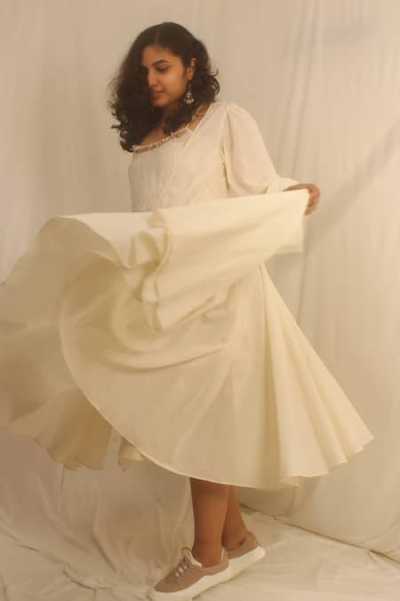 Buy_Shwetanga_White Organic Cotton Embroidered Floral Motifs Tunic Striped With Jacket _Online_at_Aza_Fashions