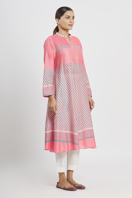Krishna Mehta Pink Chanderi Printed Geometric Mandarin Collar Tunic Online at Aza Fashions Krishna Mehta_Pink Chanderi Printed Geometric Mandarin Collar Tunic _Online_at_Aza_Fashions